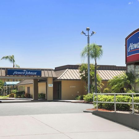 Howard Johnson By Wyndham Winter Haven Fl Esterno foto