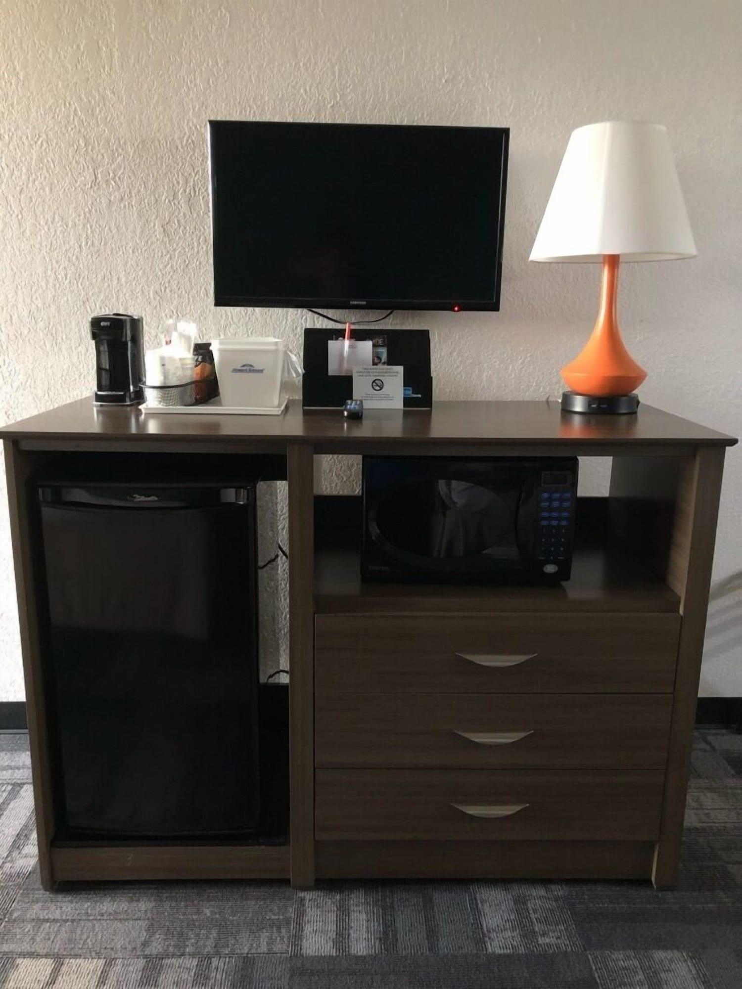 Howard Johnson By Wyndham Winter Haven Fl Esterno foto
