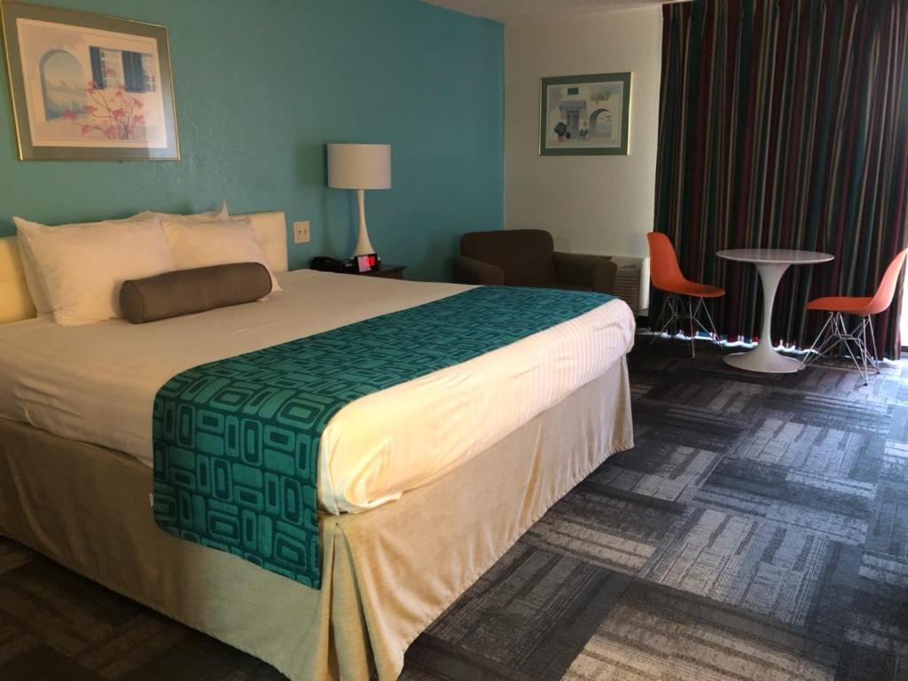 Howard Johnson By Wyndham Winter Haven Fl Esterno foto
